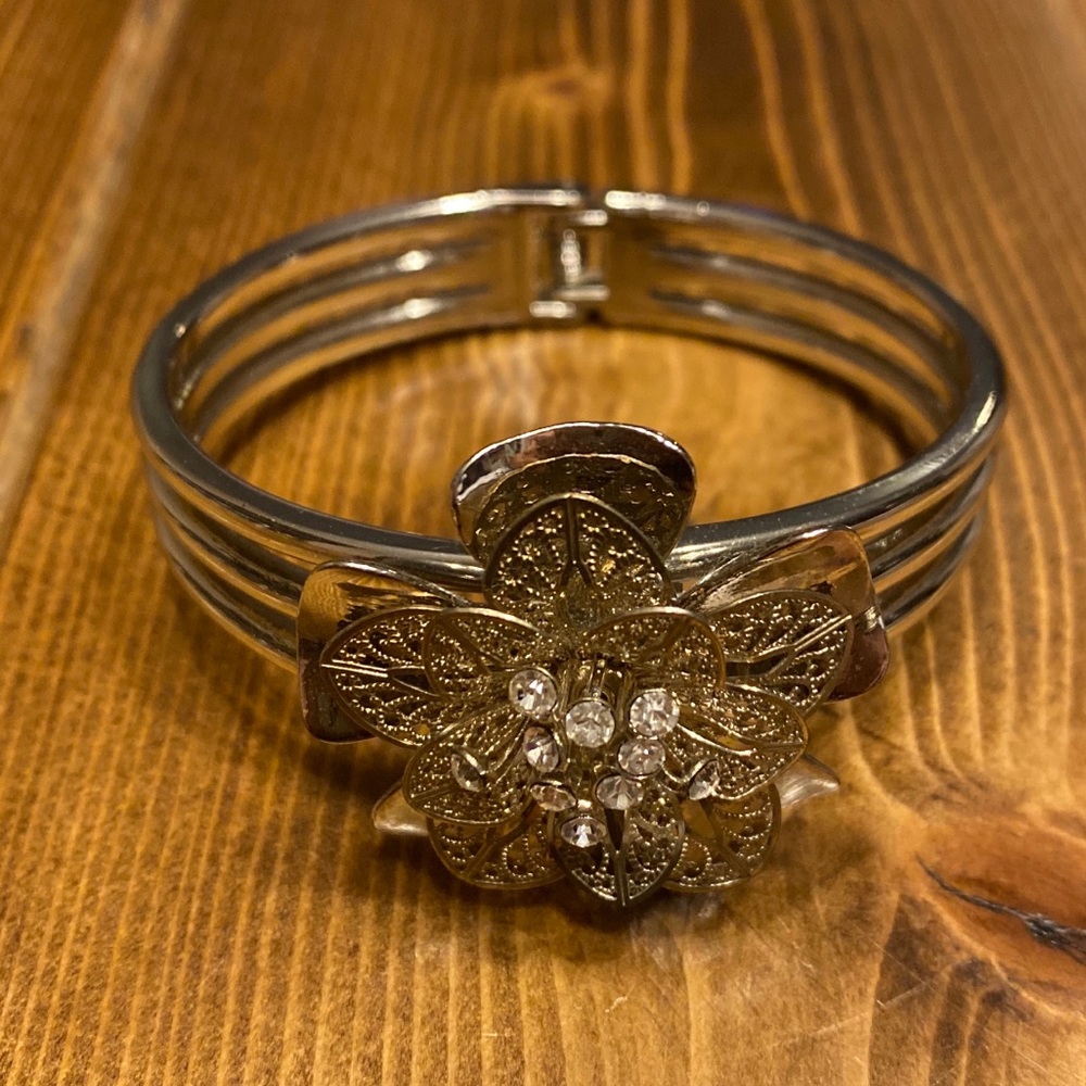 Silver and Gold Flower Bracelet